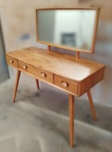 ercol model 406 dressing table