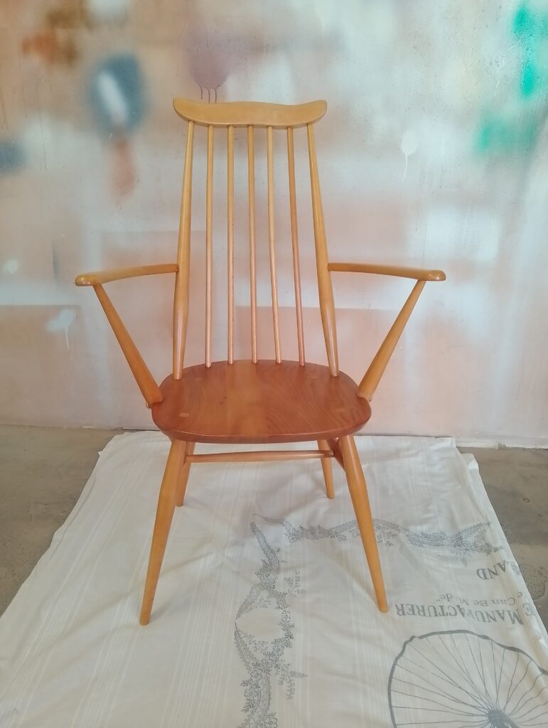 Ercol Goldsmith chair's front view